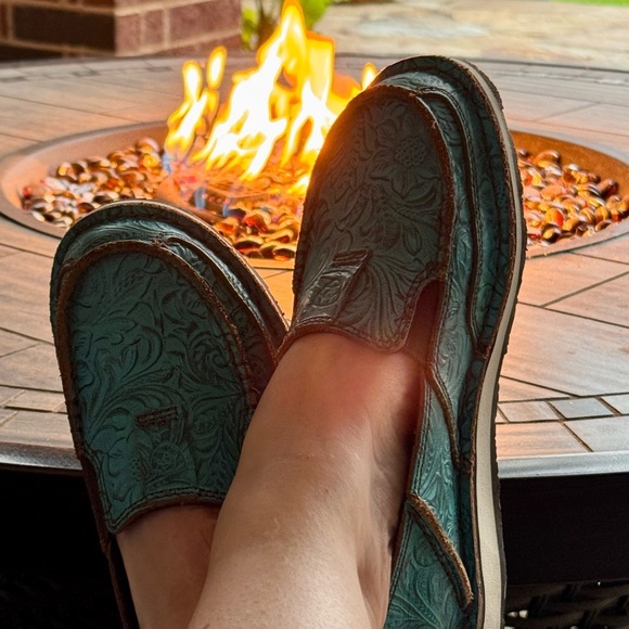 Ariat Blue and Brown Western Floral Loafers Sz 6 - Picture 8 of 12